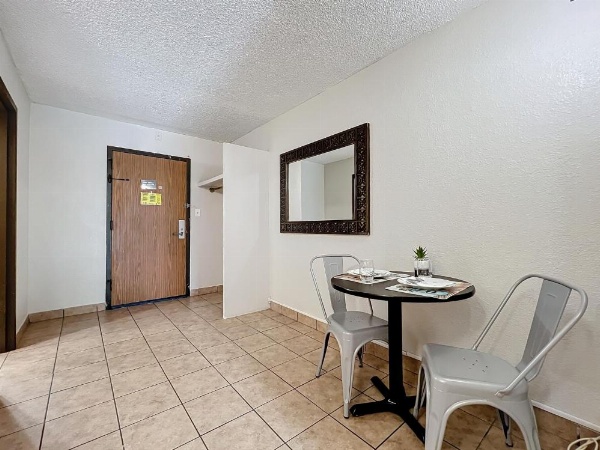Stayable Suites Kissimmee image 27